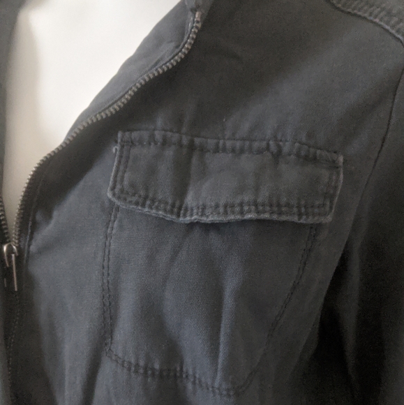 Light Weight Jacket - Picture 12 of 16